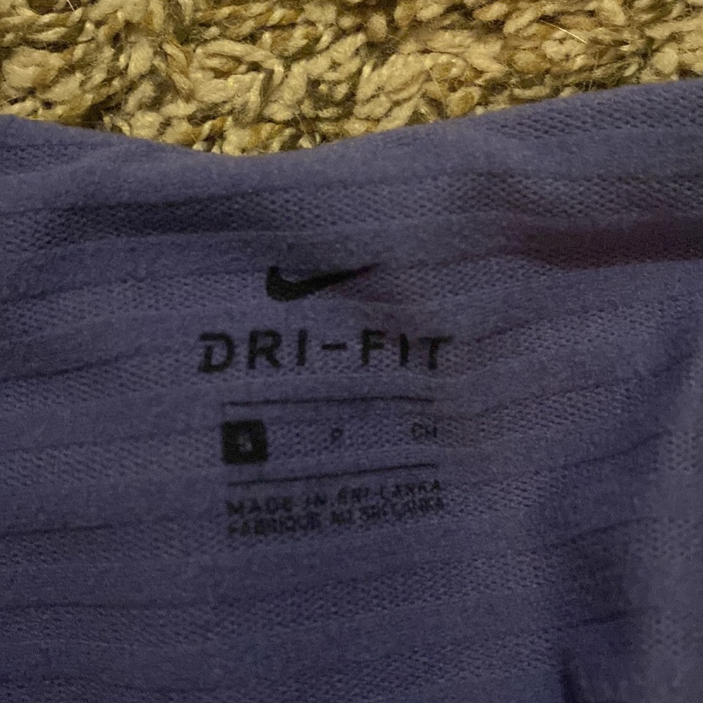 NIKE dri-fit long sleeve shirt - Picture 7 of 7